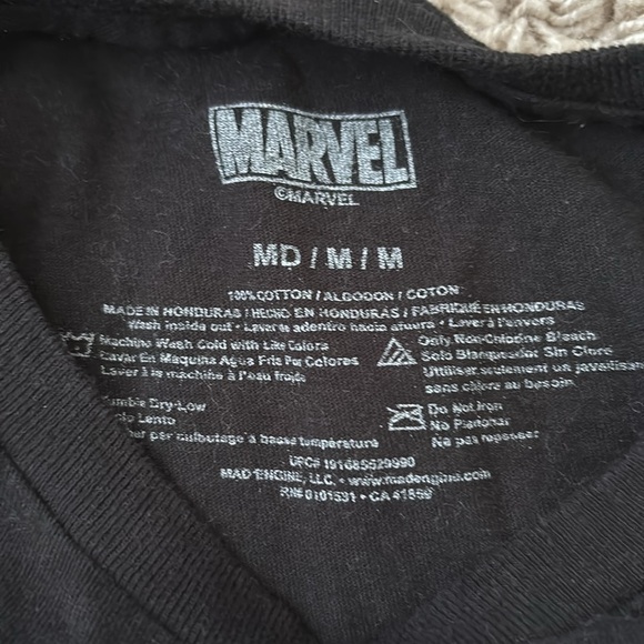 Marvel black t-shirt with paint splash Marvel logo. Worn once like new. - Picture 3 of 3